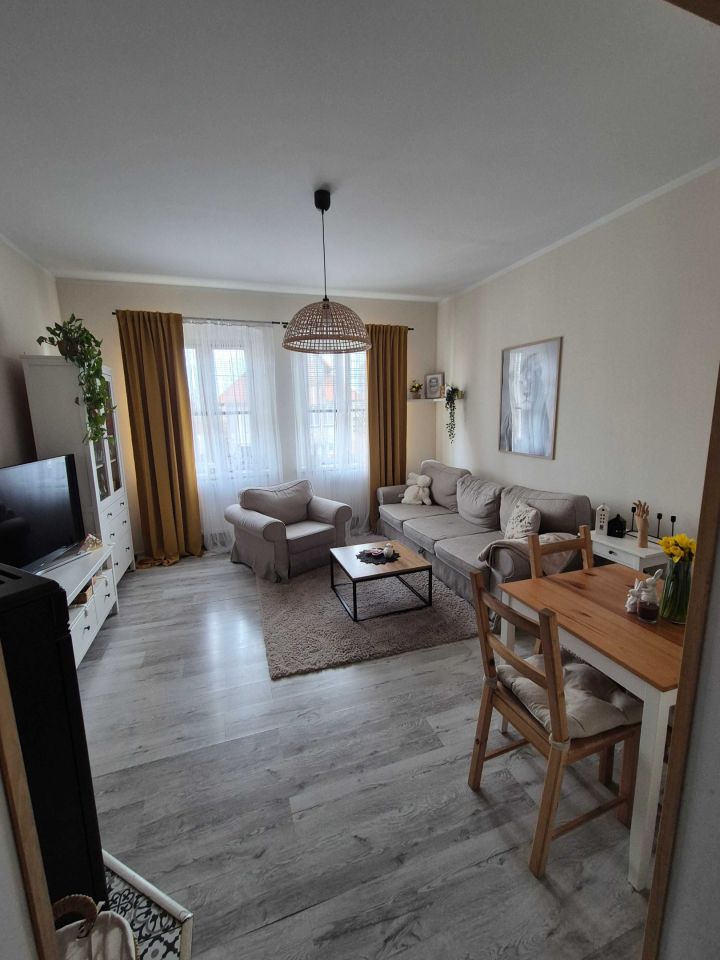 Mieszkanie 3-pokojowe Miłkowice. Zdjęcie 4