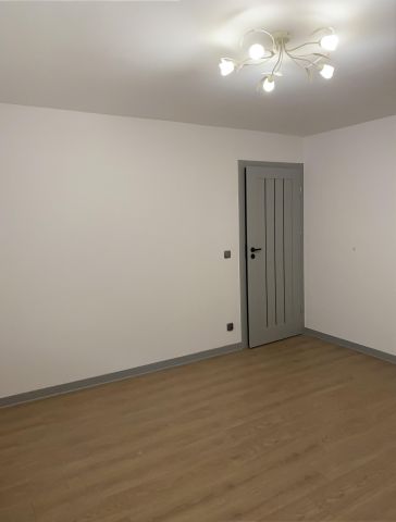 Mieszkanie 3-pokojowe Sławno, ul. Stefana Okrzei. Zdjęcie 8