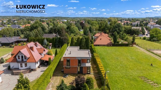 dom wolnostojący, 6 pokoi Kęty. Zdjęcie 3