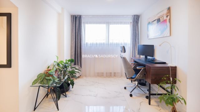 Mieszkanie 4-pokojowe Kraków Bieżanów, ul. Henryka i Karola Czeczów. Zdjęcie 18