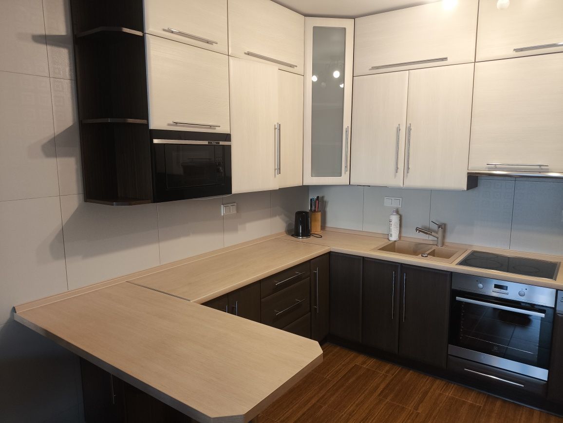 Mieszkanie 3-pokojowe Warszawa Praga-Południe. Zdjęcie 2