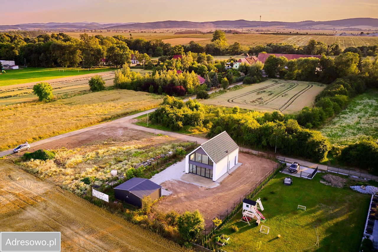 dom wolnostojący, 5 pokoi Czernica. Zdjęcie 13