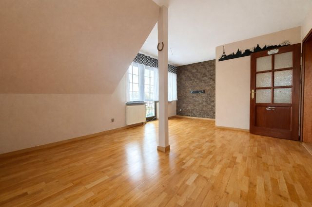 dom wolnostojący, 6 pokoi Dołuje, ul. Kwitnący Sad. Zdjęcie 19