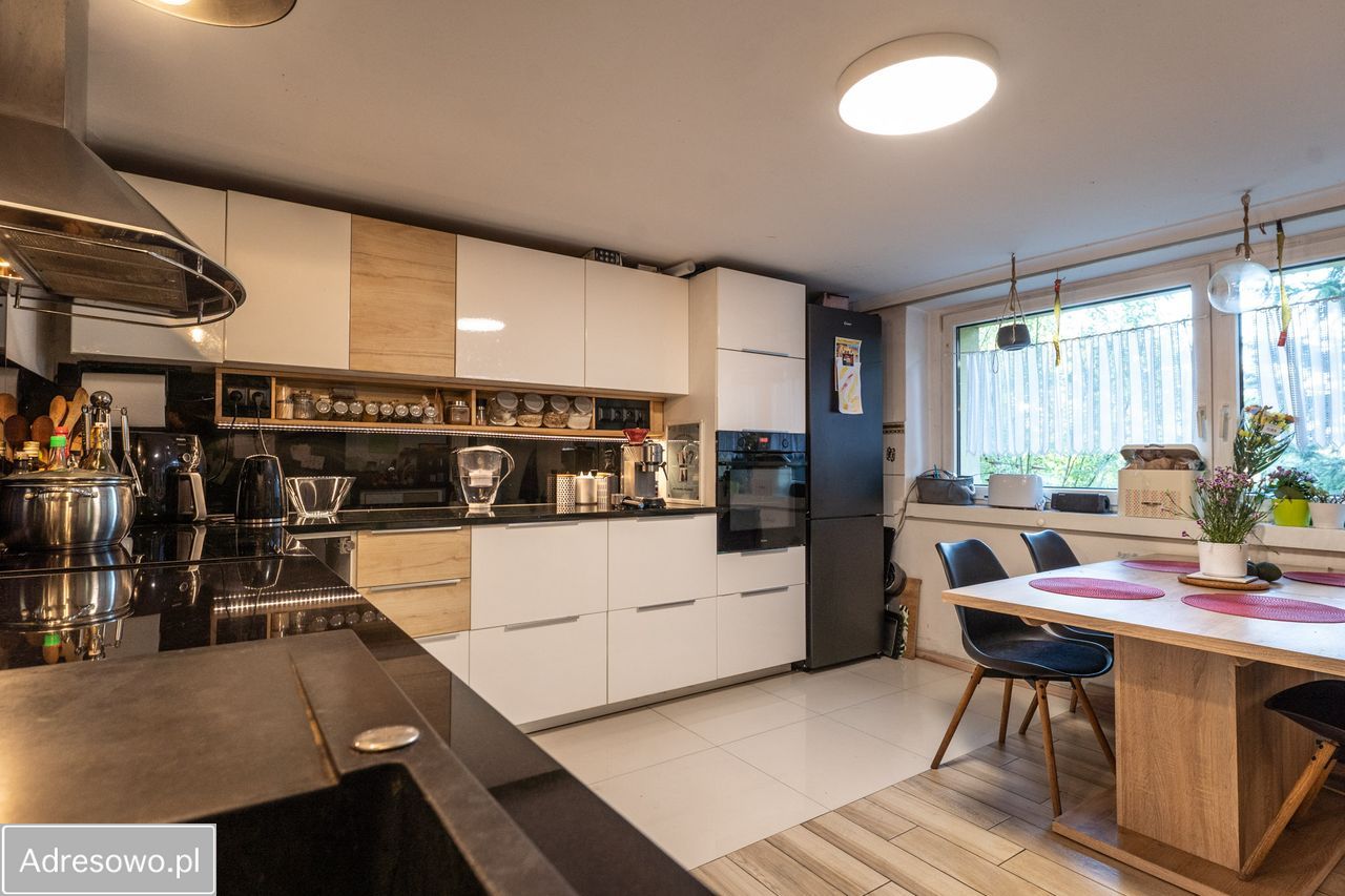 dom wolnostojący, 6 pokoi Katowice Podlesie. Zdjęcie 2