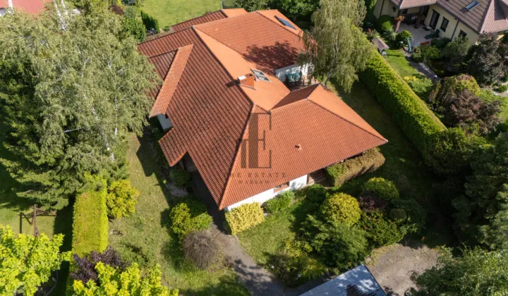 dom wolnostojący, 6 pokoi Jastrzębie, ul. Wierzbowa