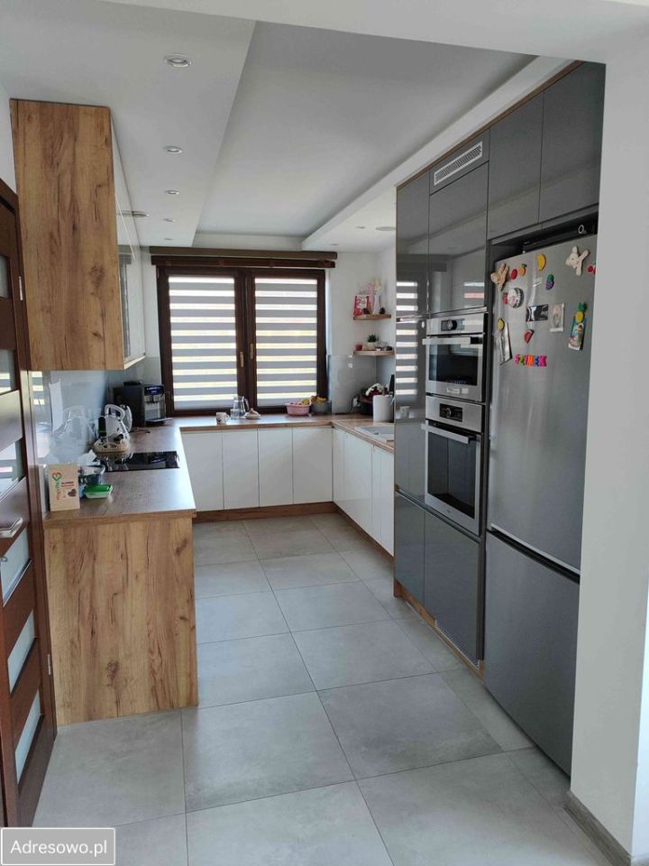 dom wolnostojący, 4 pokoje Korczów. Zdjęcie 8