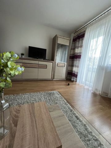 Mieszkanie 3-pokojowe Radom Prędocinek, ul. Ostrowiecka. Zdjęcie 1