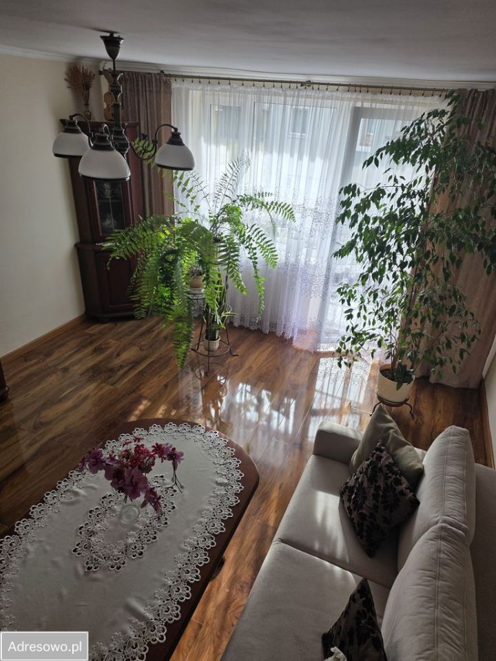 Mieszkanie 3-pokojowe Bobrowniki. Zdjęcie 5