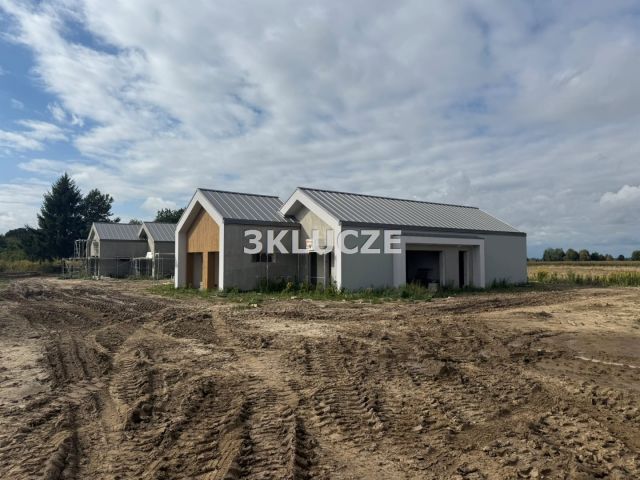 bliźniak, 4 pokoje Lipniak. Zdjęcie 12