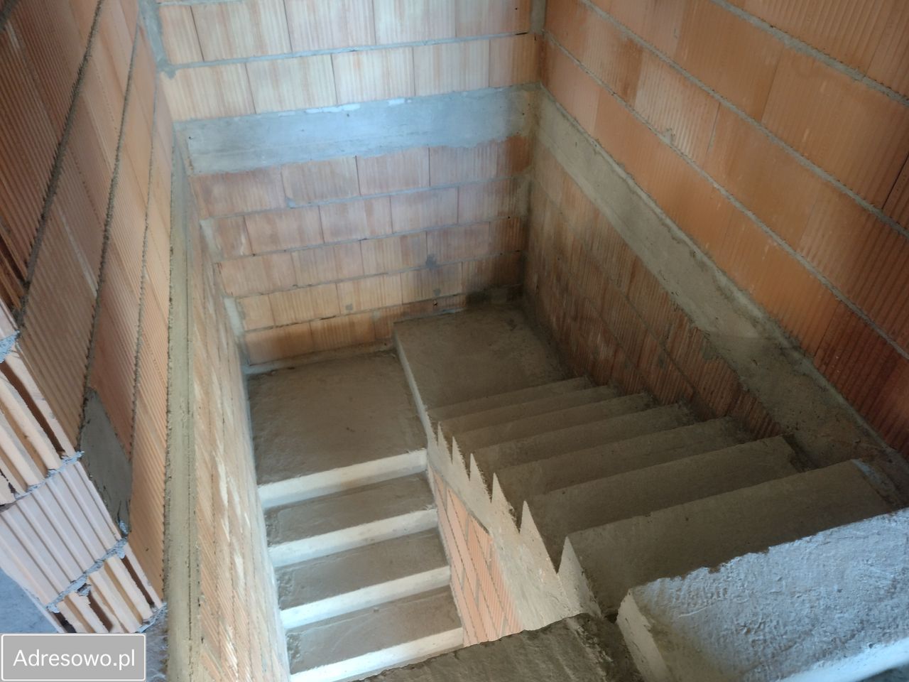 dom wolnostojący, 5 pokoi Naprawa. Zdjęcie 12