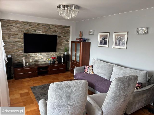 Mieszkanie 4-pokojowe Kielce, ul. Walerego Przyborowskiego. Zdjęcie 1