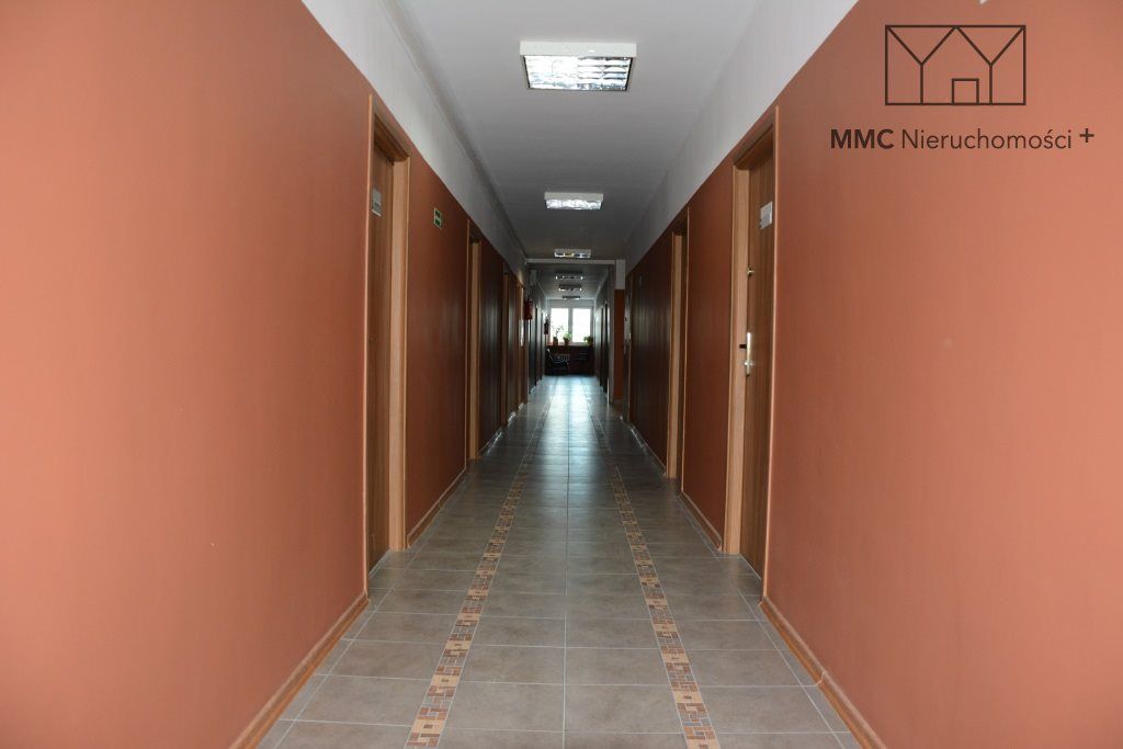 Lokal Chorzów Batory, pl. Stefana Batorego. Zdjęcie 9