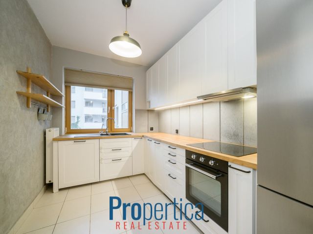 Mieszkanie 3-pokojowe Warszawa, ul. Edmunda Jana Osmańczyka. Zdjęcie 1