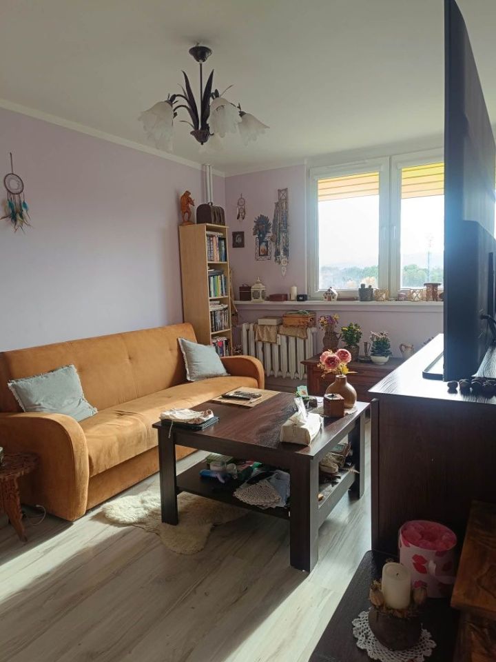 Mieszkanie 2-pokojowe Dzierżoniów, os. Jasne. Zdjęcie 1