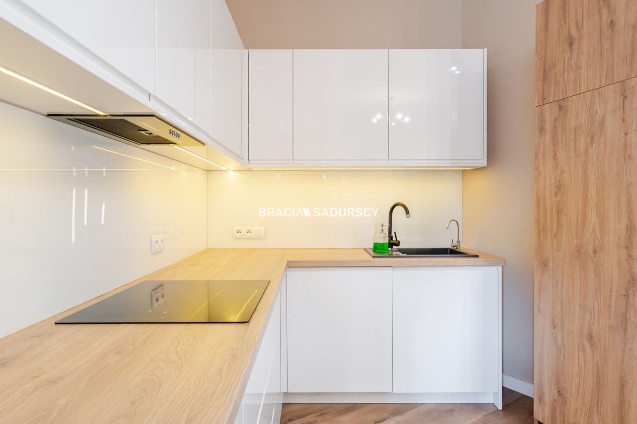 Mieszkanie 3-pokojowe Kraków Dębniki, ul. Barska. Zdjęcie 3