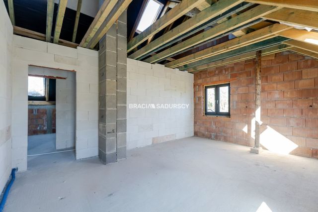 Mieszkanie 4-pokojowe Wieliczka, ul. Kaczeńce. Zdjęcie 7