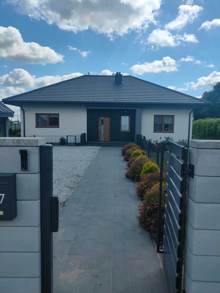 dom wolnostojący, 3 pokoje Mława. Zdjęcie 1