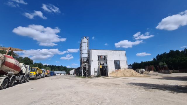 Nieruchomość komercyjna Mrozy, ul. Nadrzeczna. Zdjęcie 1