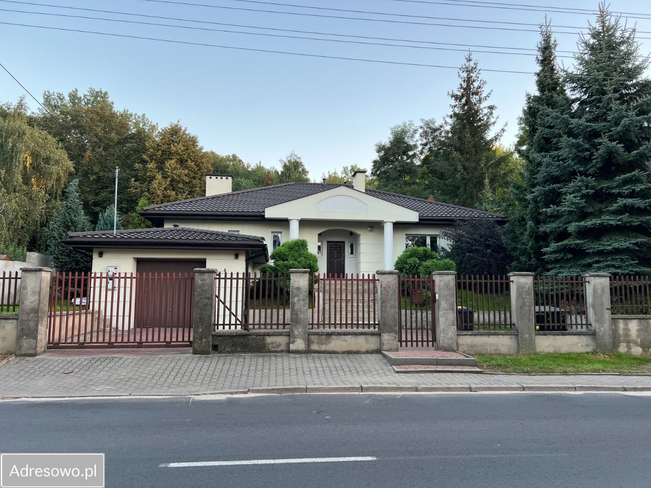 dom wolnostojący, 5 pokoi Łódź Górna, ul. Demokratyczna