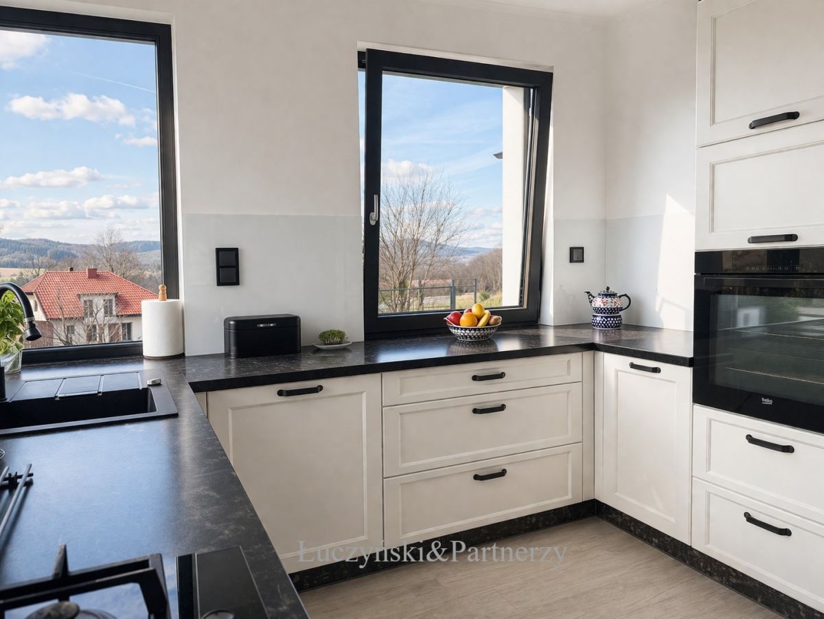 dom wolnostojący, 5 pokoi Lubawka. Zdjęcie 8