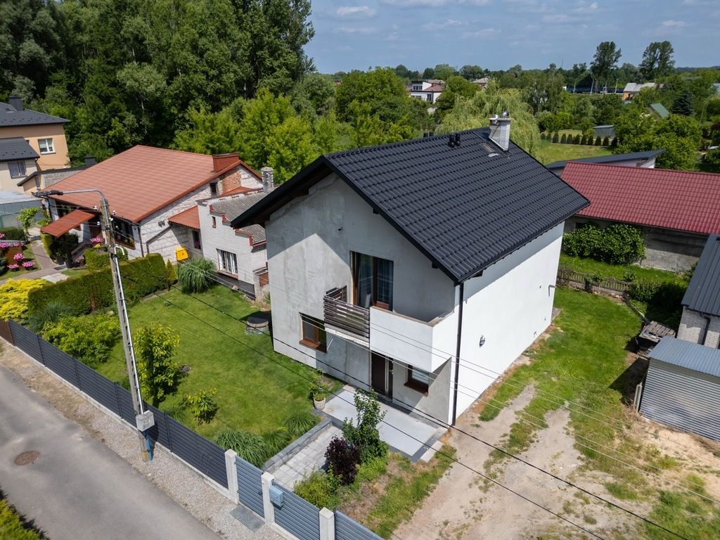 dom wolnostojący, 4 pokoje Bodzechów. Zdjęcie 14