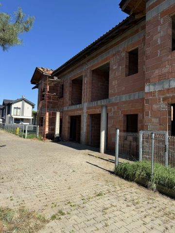 bliźniak Skarżysko-Kamienna, ul. 3 Maja. Zdjęcie 1