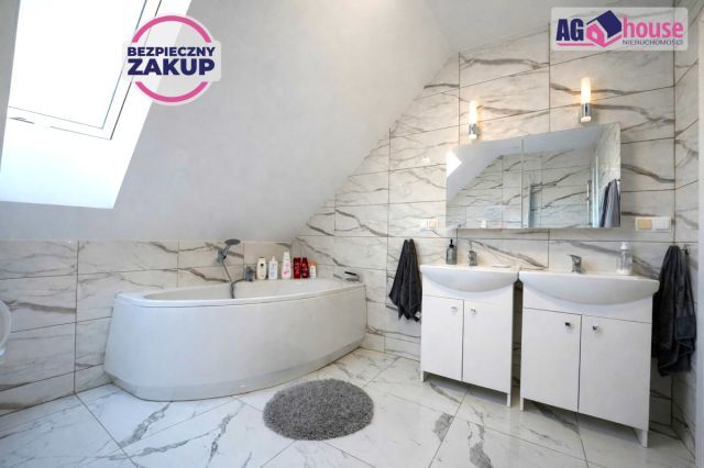 dom wolnostojący, 10 pokoi Jantar. Zdjęcie 15