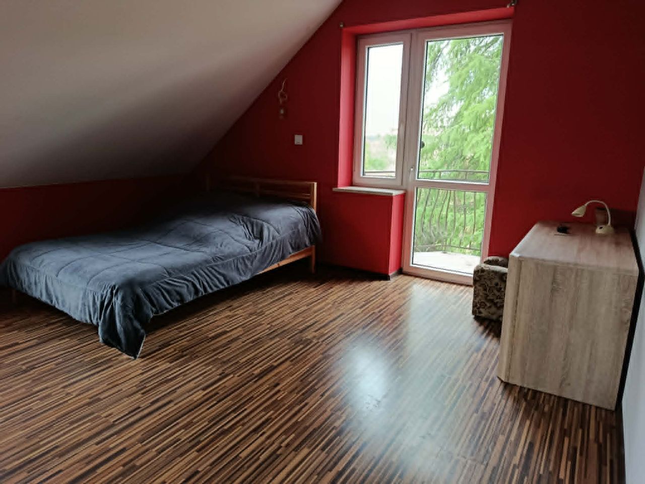 dom wolnostojący, 7 pokoi Kazimierzów. Zdjęcie 11