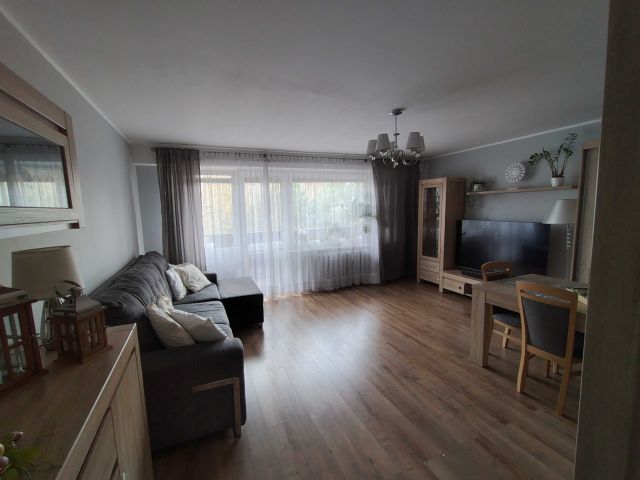 Mieszkanie 3-pokojowe Żyrardów. Zdjęcie 1