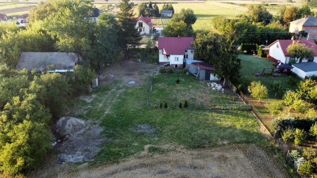 dom wolnostojący, 4 pokoje Babicha. Zdjęcie 1