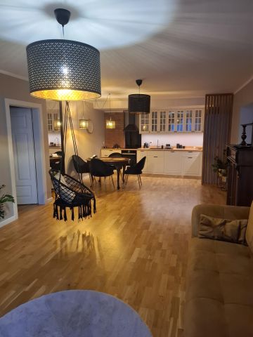 Mieszkanie 3-pokojowe Wałcz, ul. Obrońców Westerplatte. Zdjęcie 1