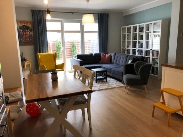 dom szeregowy, 4 pokoje Józefosław, ul. Planety. Zdjęcie 1