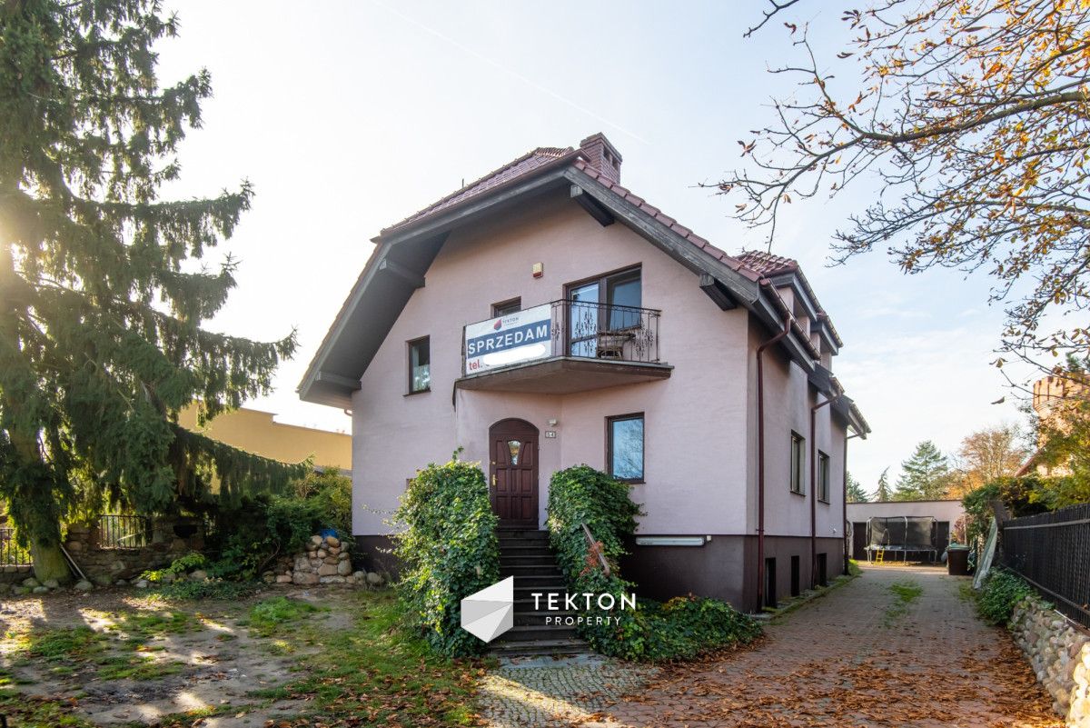 dom wolnostojący, 11 pokoi Przeźmierowo, ul. Folwarczna