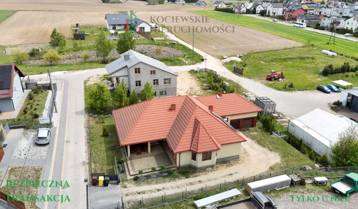 dom wolnostojący, 5 pokoi Lubichowo, ul. Parkowa