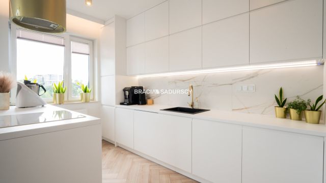 Mieszkanie 3-pokojowe Kraków Podgórze Duchackie, ul. Walerego Sławka. Zdjęcie 2