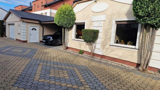 dom wolnostojący, 5 pokoi Zielona Góra Jędrzychów, ul. Krasnoludków. Zdjęcie 1