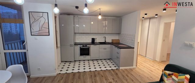 Mieszkanie 3-pokojowe Warszawa Praga-Południe, ul. Afrykańska. Zdjęcie 2