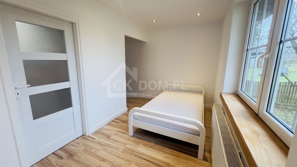 dom wolnostojący, 1 pokój Pliskowola. Zdjęcie 4