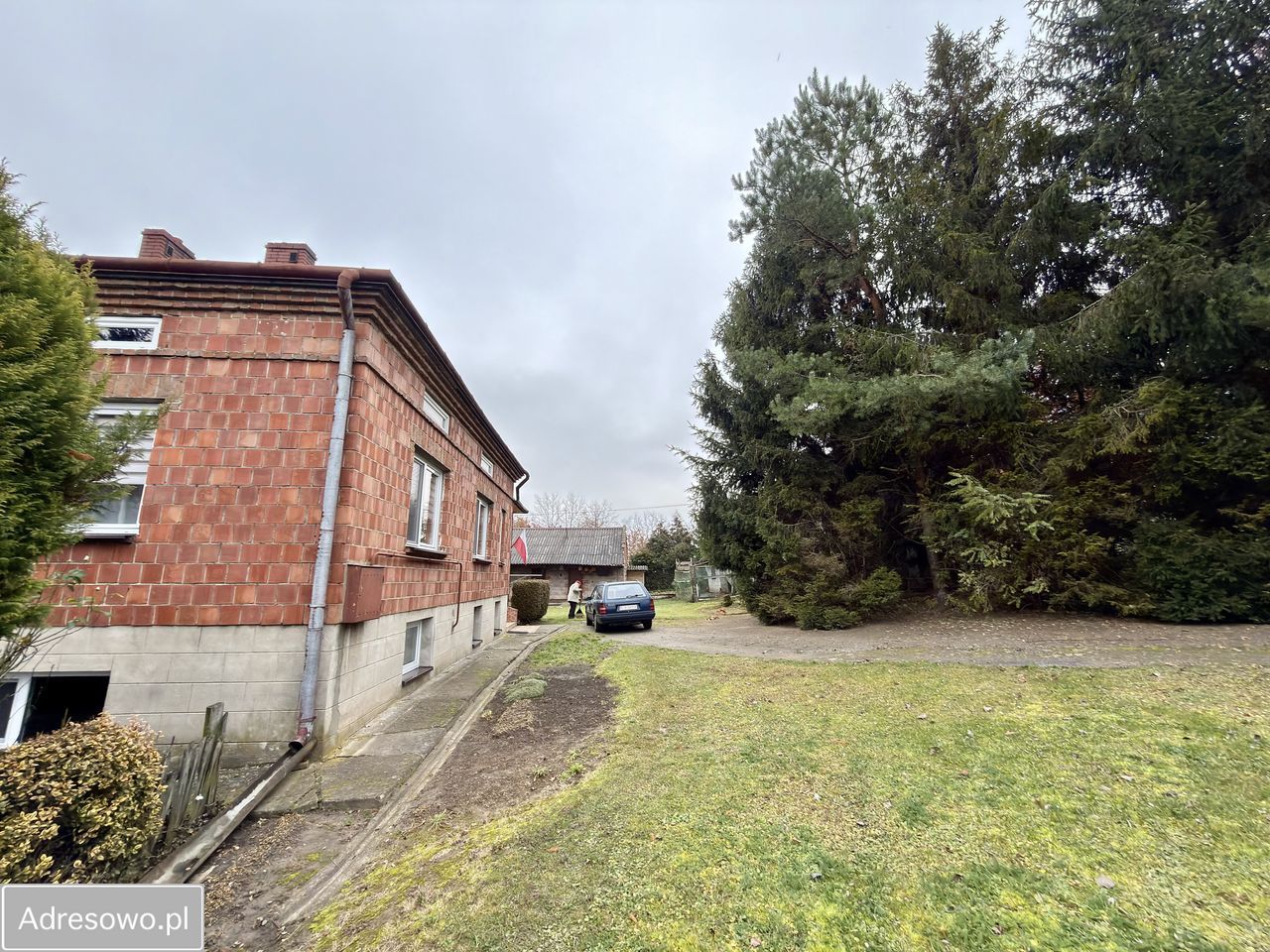 dom wolnostojący, 4 pokoje Święte. Zdjęcie 3