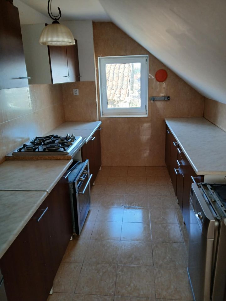 Mieszkanie 5-pokojowe Kabiny. Zdjęcie 7