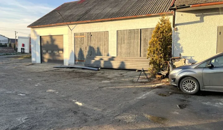 Hala/magazyn Pobiednik Wielki