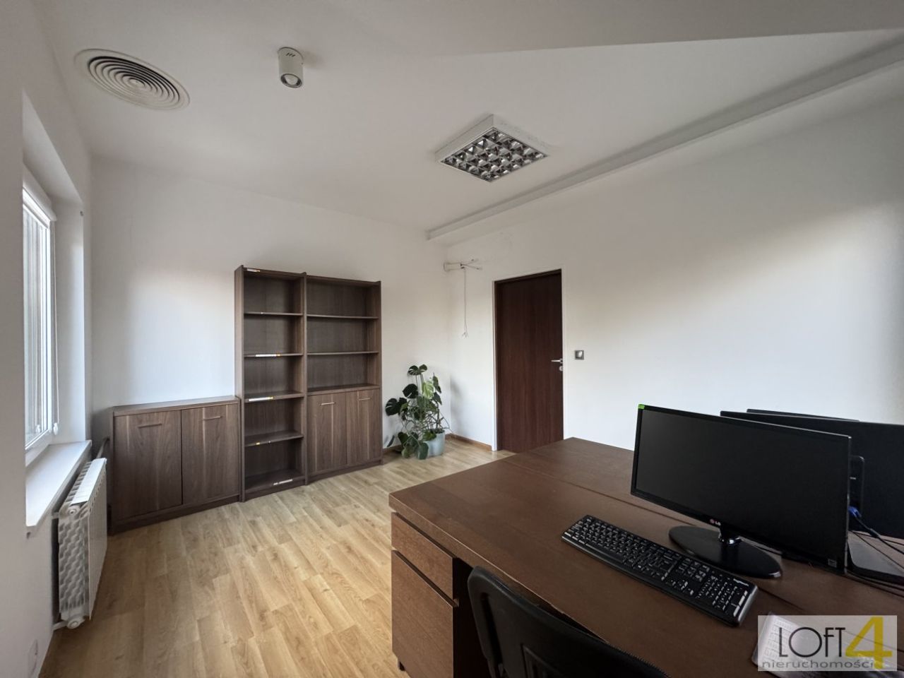 Biuro Dąbrowa Tarnowska, ul. Oleśnicka. Zdjęcie 11