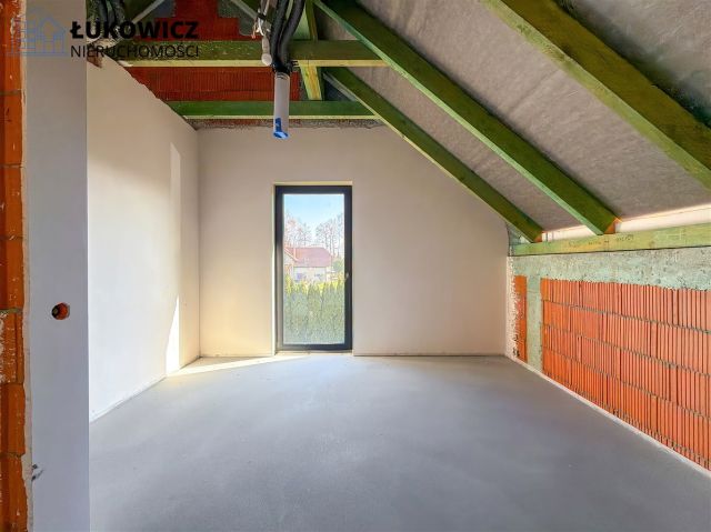 dom wolnostojący, 5 pokoi Kaniów. Zdjęcie 13