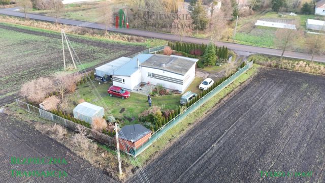 dom wolnostojący, 3 pokoje Bronisławowo. Zdjęcie 19