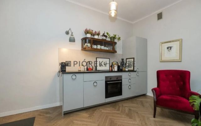 Mieszkanie 2-pokojowe Warszawa Śródmieście, ul. Stefana Jaracza. Zdjęcie 3