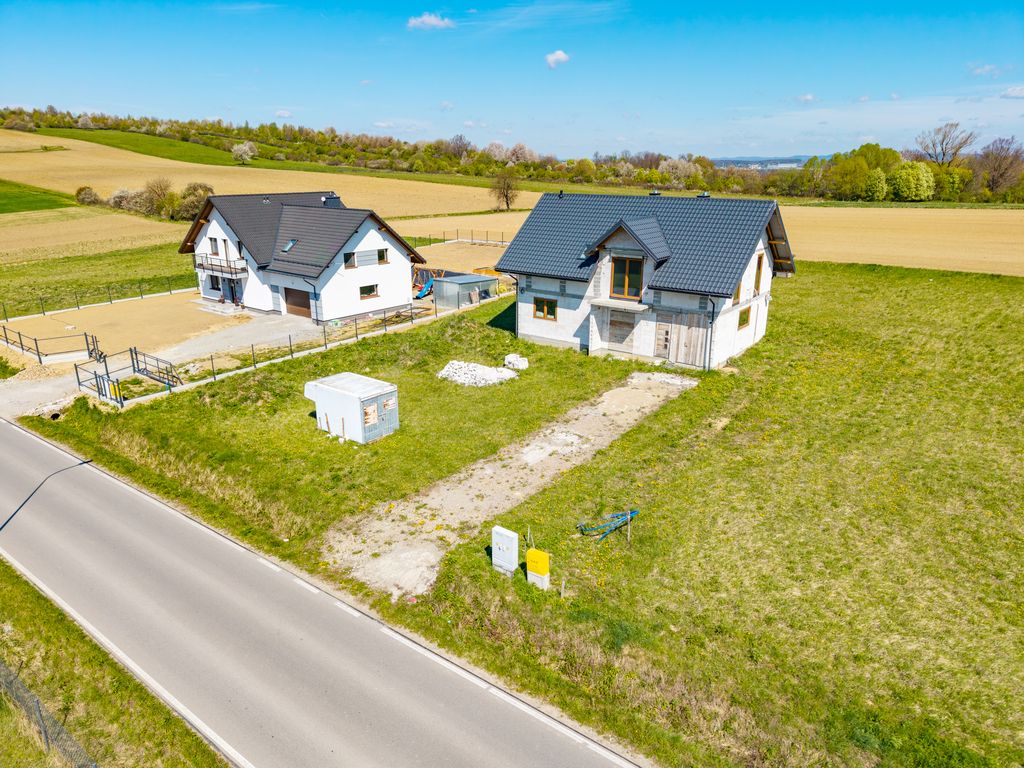 dom wolnostojący, 5 pokoi Zręcin, ul. Przylaski. Zdjęcie 3