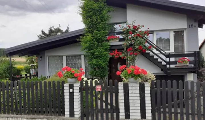 dom wolnostojący, 7 pokoi Gromadno