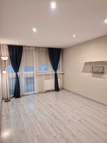 Mieszkanie 2-pokojowe Łódź Dąbrowa. Zdjęcie 1