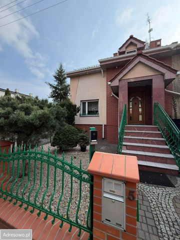 dom szeregowy, 6 pokoi Inowrocław, ul. Szymborska. Zdjęcie 1
