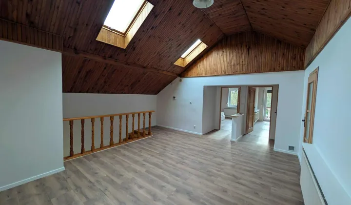 dom wolnostojący, 6 pokoi Dąbrówka Nowa, ul. Szlachecka